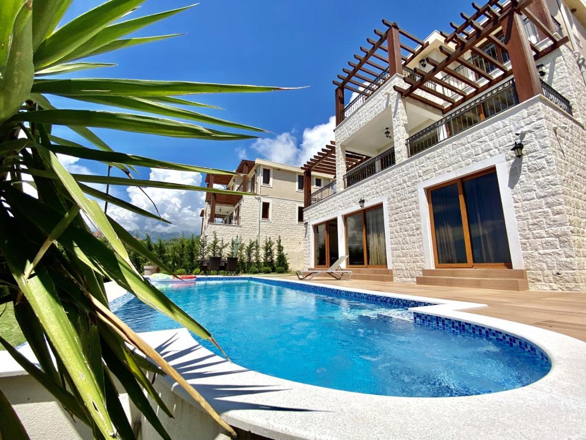 Villa Elena *